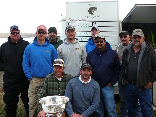 2011 Snow Bowl Team